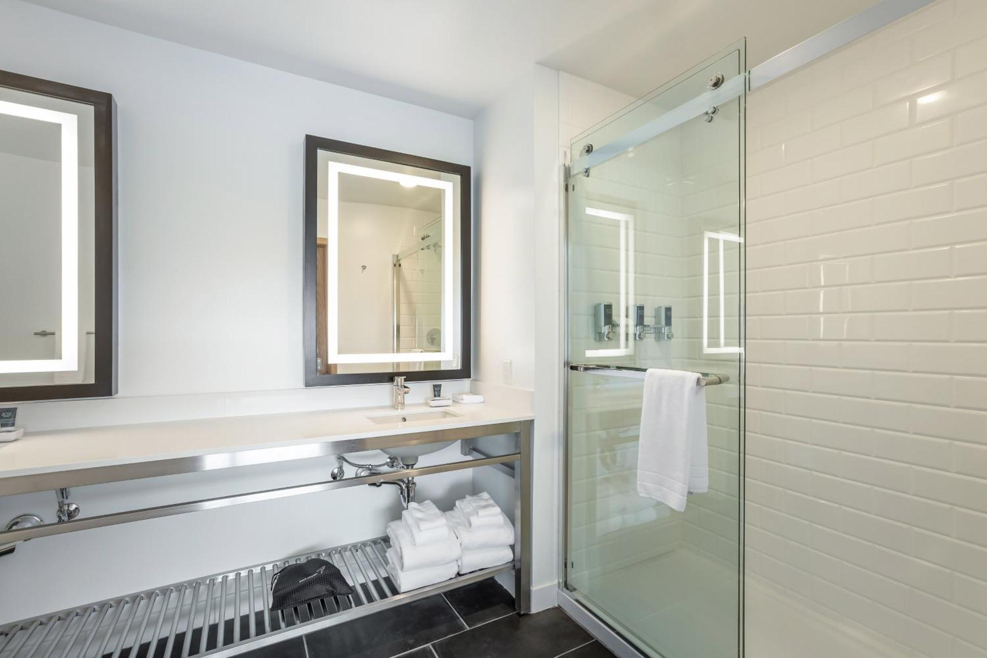 Four Points By Sheraton Elkhart Buitenkant foto