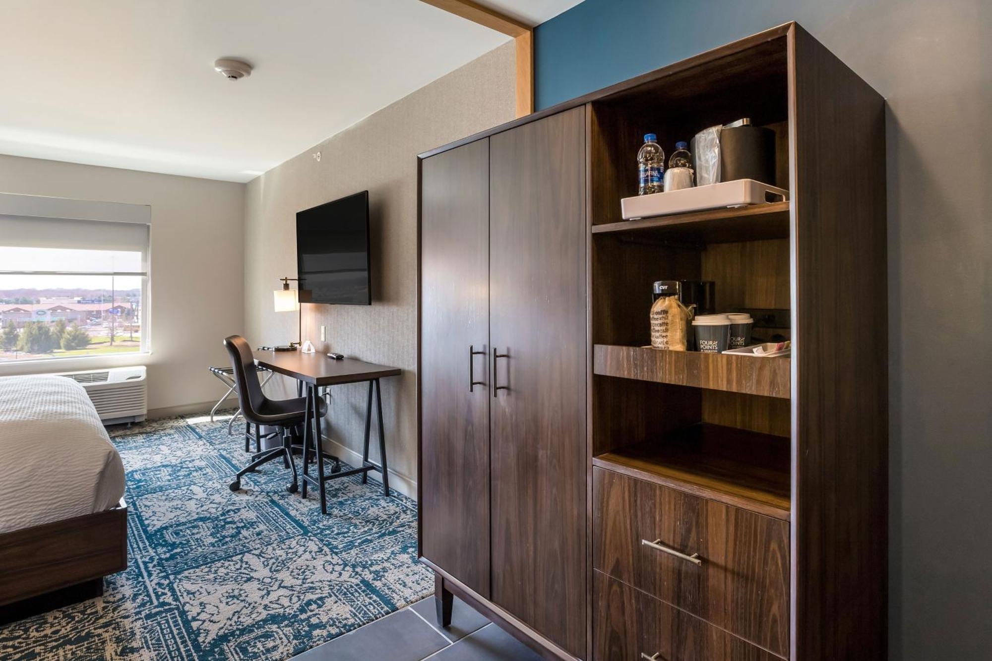 Four Points By Sheraton Elkhart Buitenkant foto