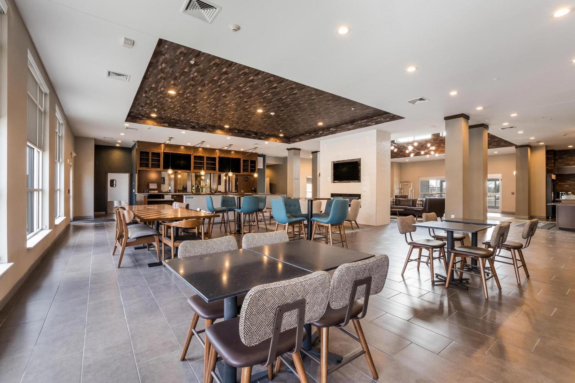 Four Points By Sheraton Elkhart Buitenkant foto